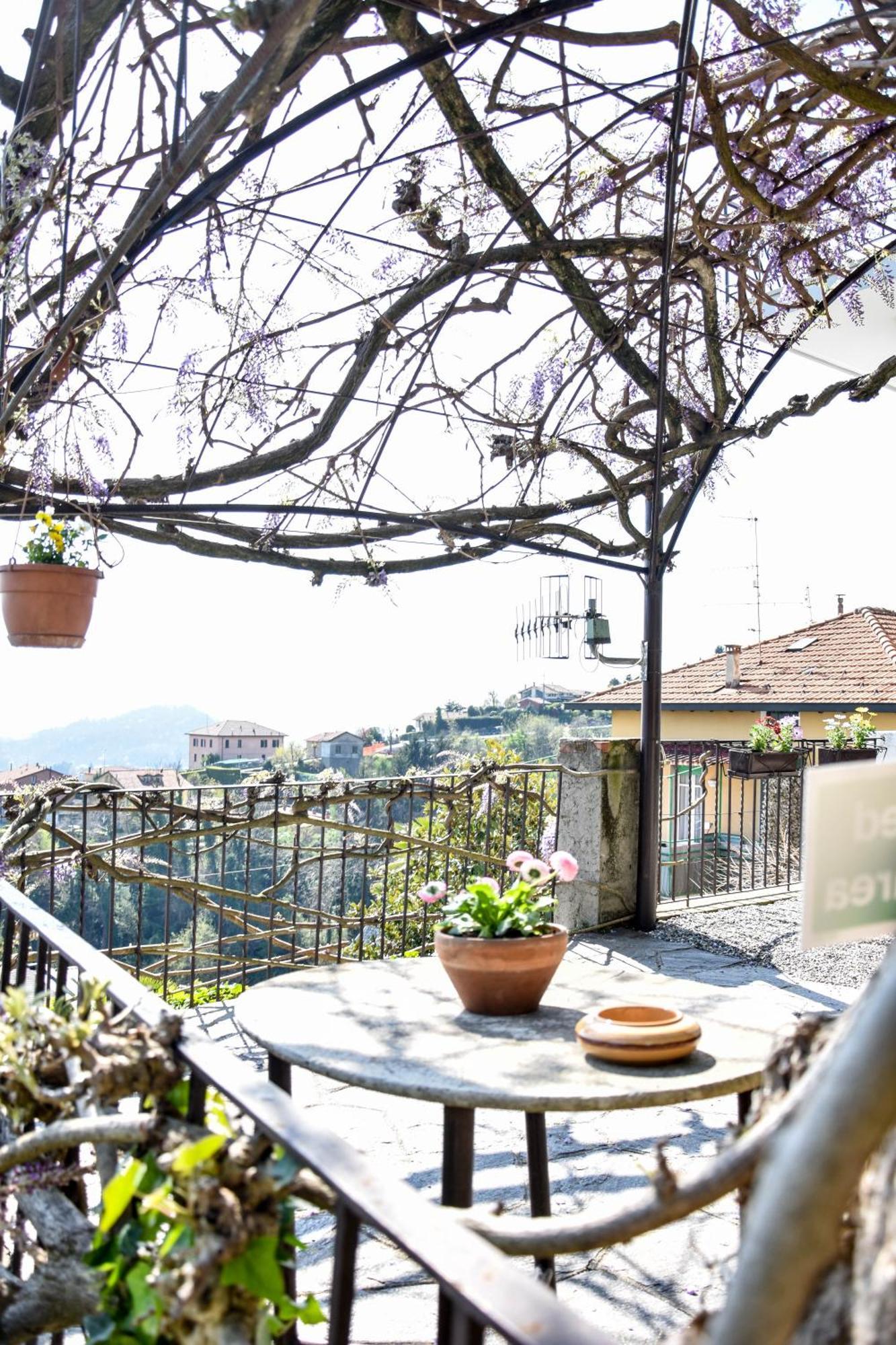 Villa Antonella, App. Vittoria Tavernerio ภายนอก รูปภาพ